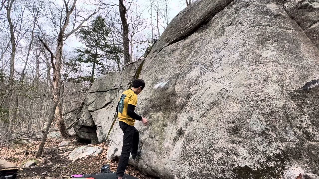 V4 Mantel Impossible climbing video by Takuto Lehr