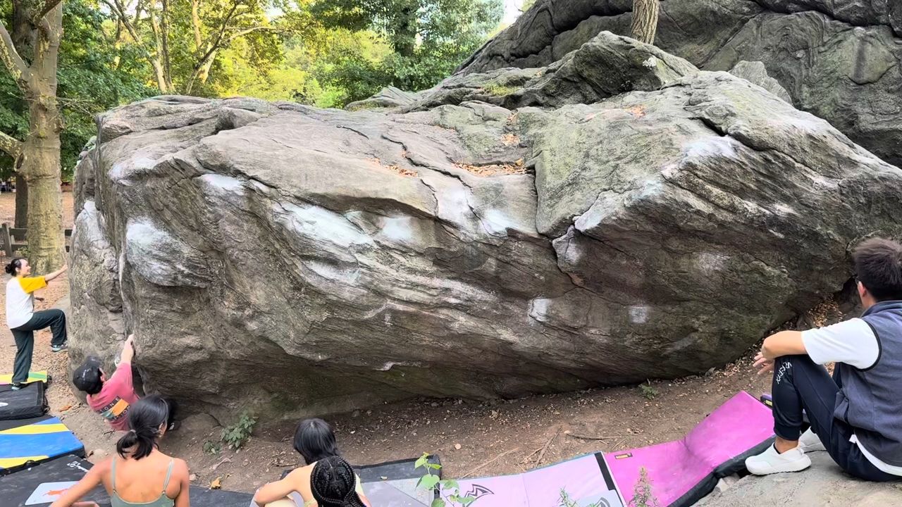 V5 Polish Traverse climbing video by Takuto Lehr